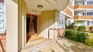 block entrance- click for photo gallery